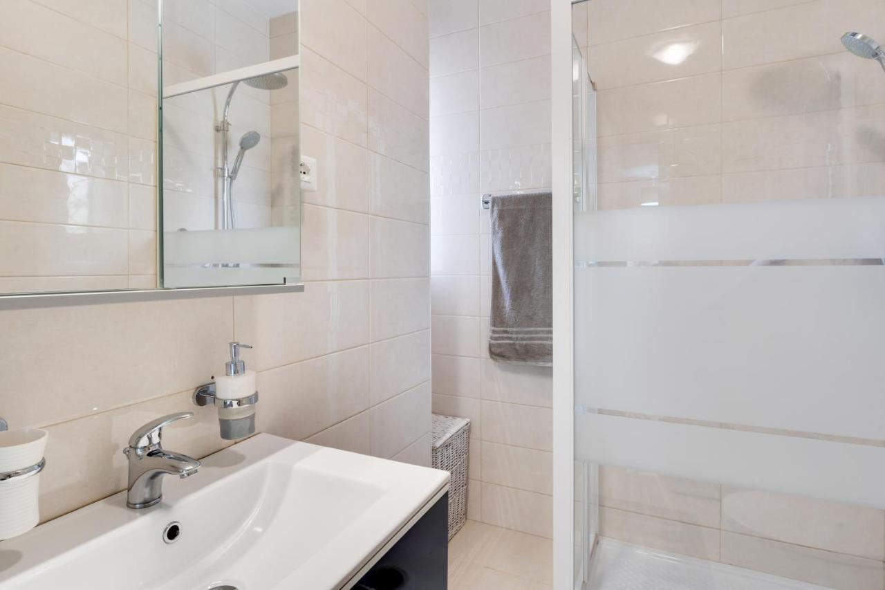Apartmán Sanremo Flat With Private Parking And Netflix Exteriér fotografie