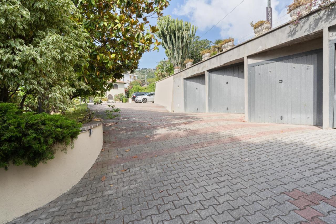 Apartmán Sanremo Flat With Private Parking And Netflix Exteriér fotografie