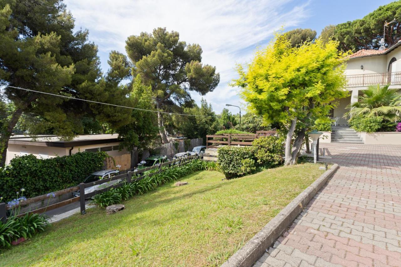 Apartmán Sanremo Flat With Private Parking And Netflix Exteriér fotografie
